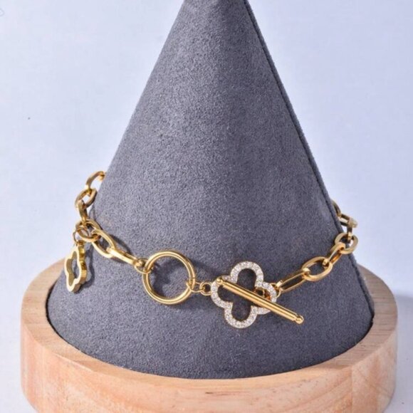 Jewelry - Gold Plated Stainless Steel Clover Charm Chain Bracelet Tarnish Resistant